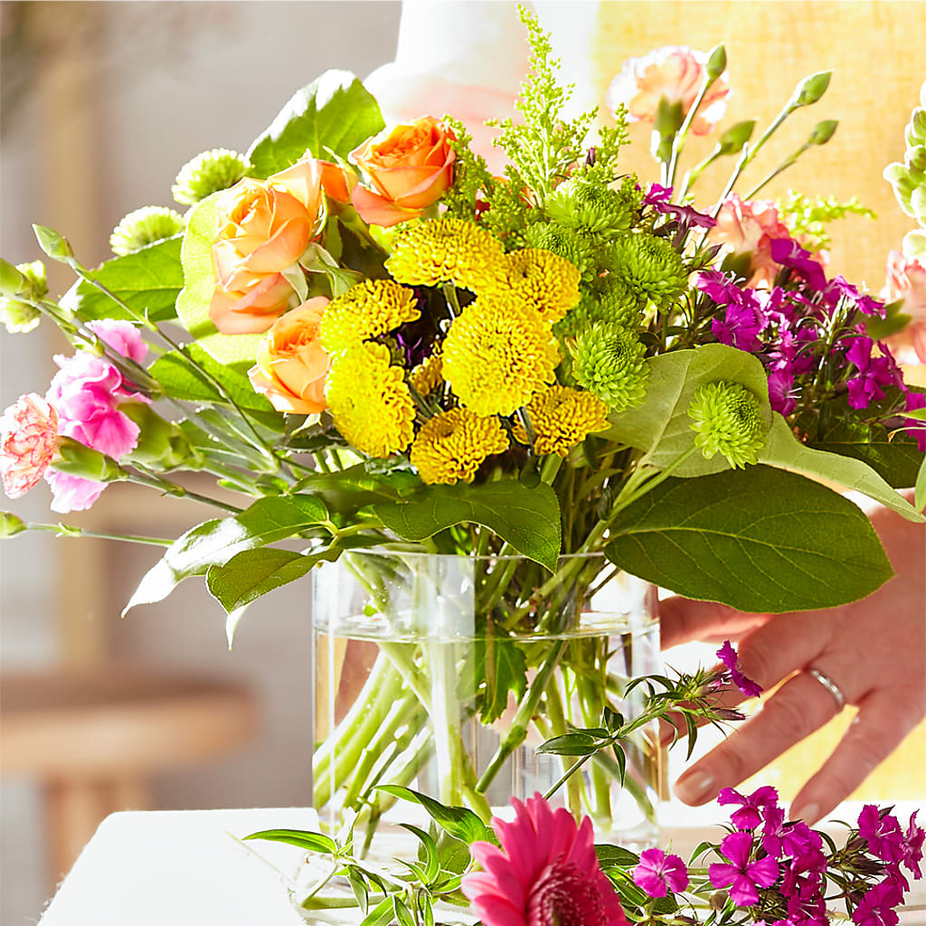 Bold & Bright – A Florist Original – Corum Flower Shop, Manchester KY