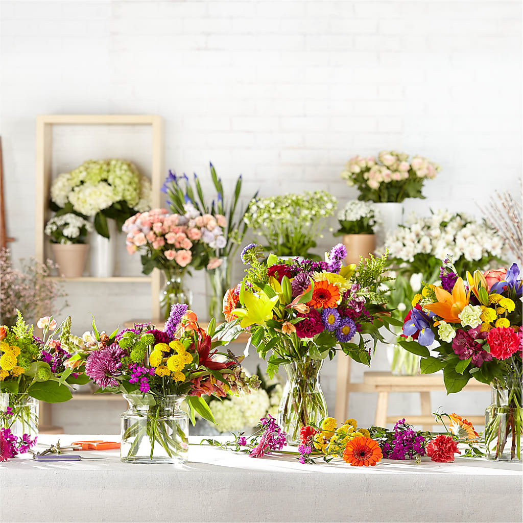 Bold & Bright – A Florist Original – Corum Flower Shop, Manchester KY