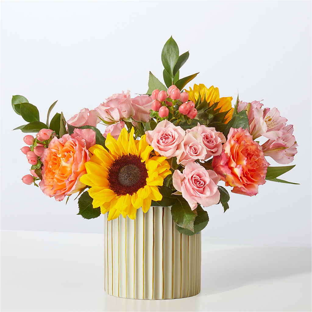 Sun's Out Bouquet – Corum Flower Shop, Manchester KY