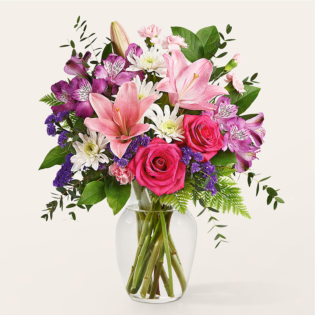 Lace & Pearls Bouquet – Corum Flower Shop, Manchester KY