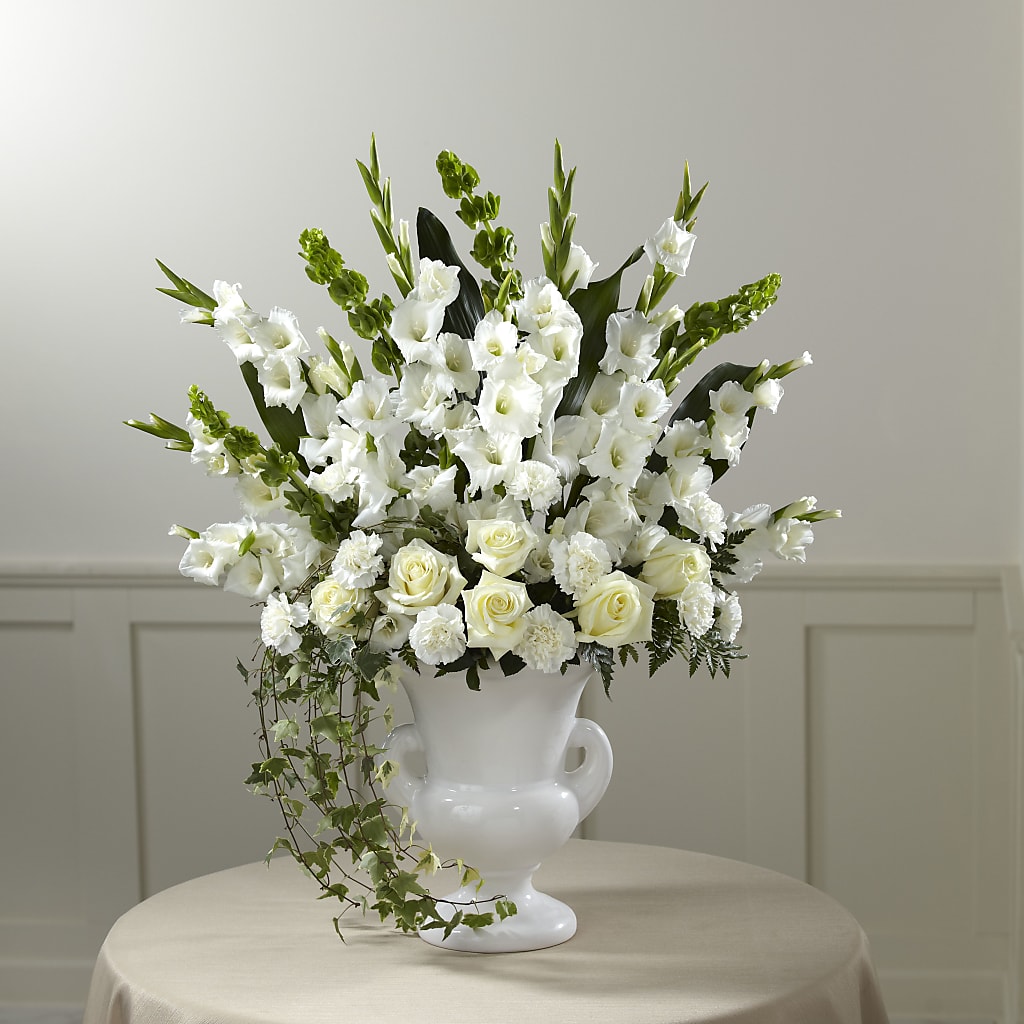 Fond Reflections Arrangement – Corum Flower Shop, Manchester KY