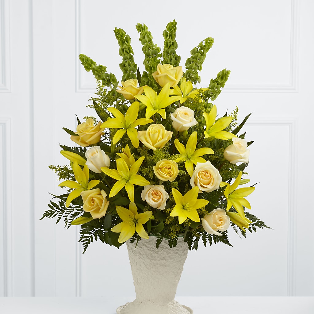 Golden Memories Arrangement – Corum Flower Shop, Manchester KY