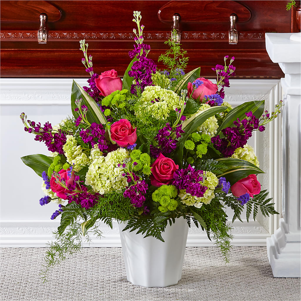 Beautiful Horizons Floor Basket – Corum Flower Shop, Manchester KY