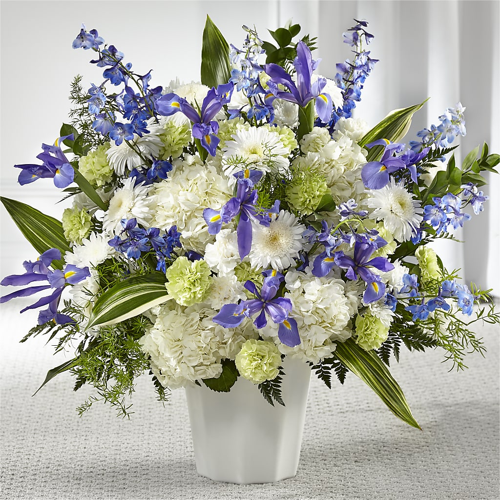 Soft Serenity Floor Basket – Corum Flower Shop, Manchester KY