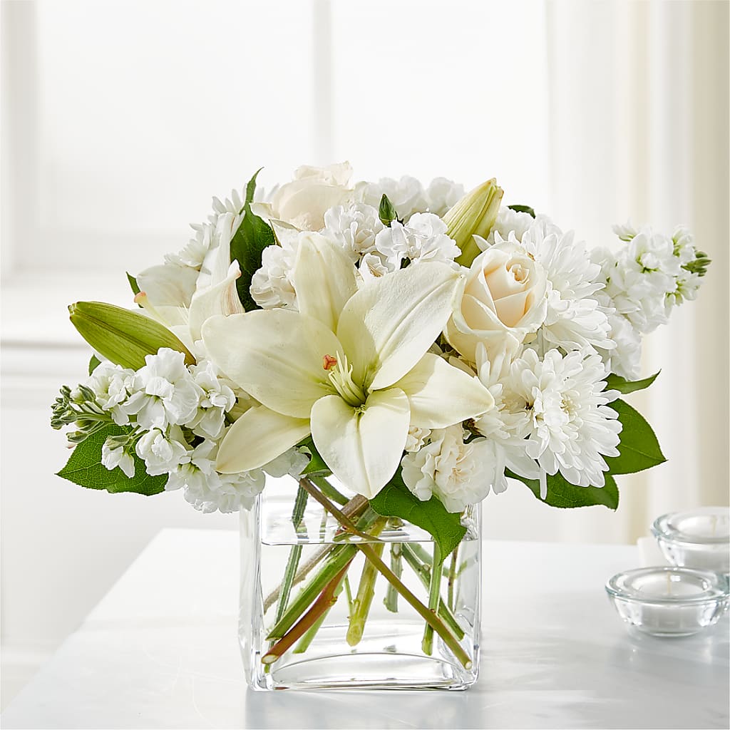 Gentle Breeze Bouquet – Corum Flower Shop, Manchester KY