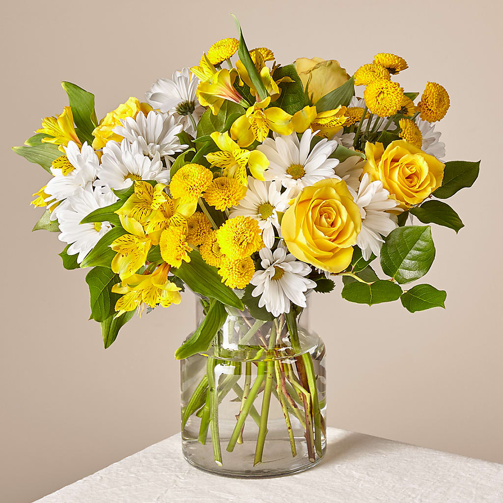 Sunny Sentiments Bouquet – Corum Flower Shop, Manchester KY