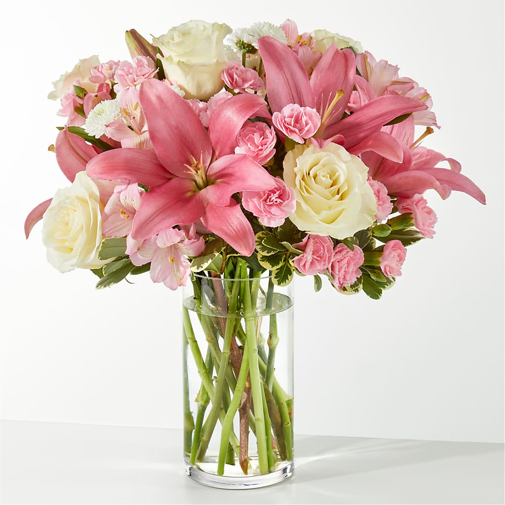 Piece of Cake Bouquet – Corum Flower Shop, Manchester KY