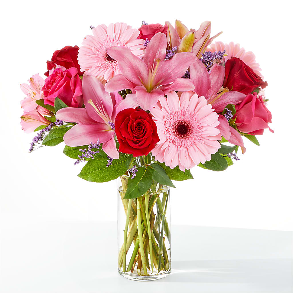 Lots of Love Bouquet – Corum Flower Shop, Manchester KY