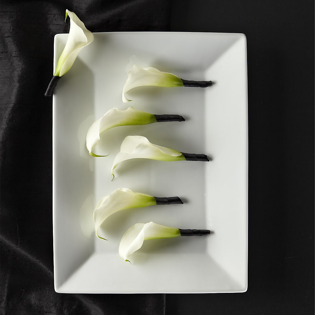 Calla Lily Promise Boutonniere – Corum Flower Shop, Manchester KY