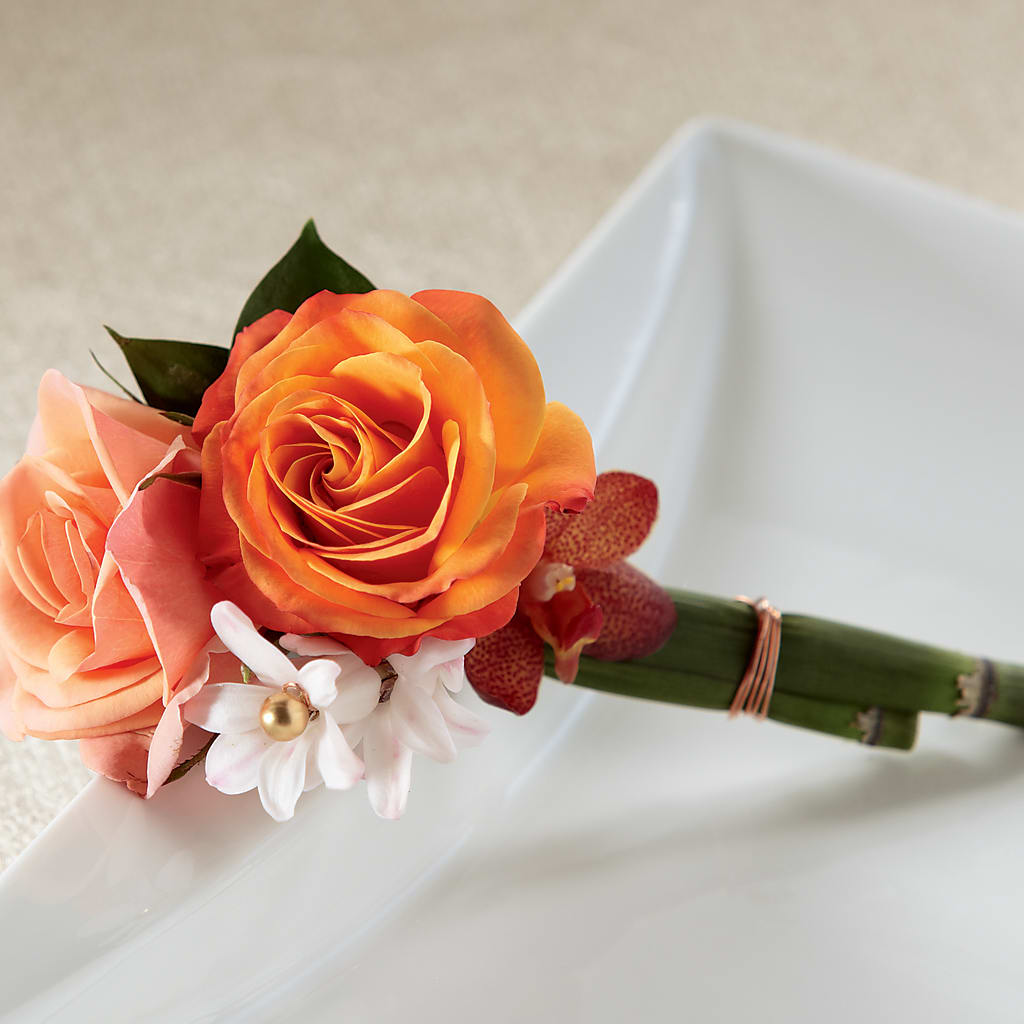 Sunset Dream Boutonniere – Corum Flower Shop, Manchester KY