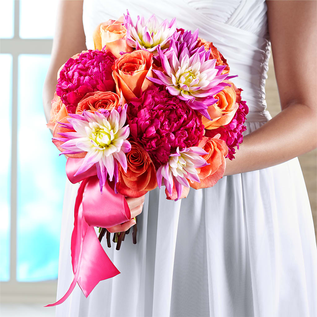 New Love Bouquet – Corum Flower Shop, Manchester KY