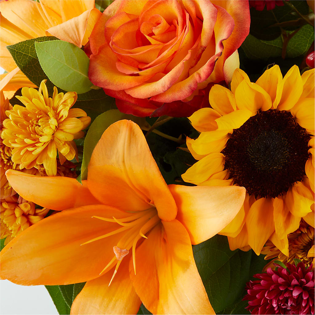 Grateful Centerpiece –  Corum Flower Shop, Manchester KY