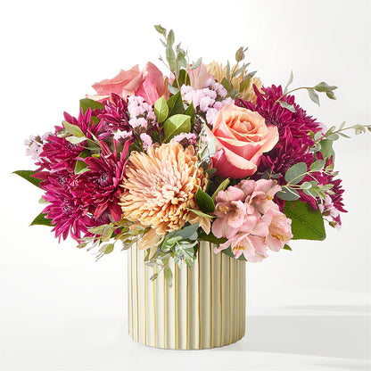 Berry Cobbler Bouquet with Ivory Vase –  Corum Flower Shop, Manchester KY