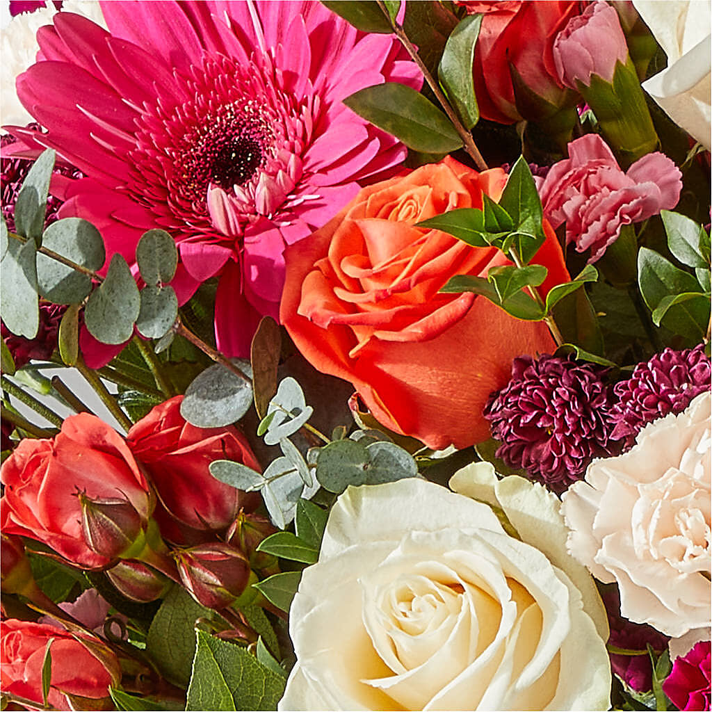 Smell the Roses Bouquet –  Corum Flower Shop, Manchester KY