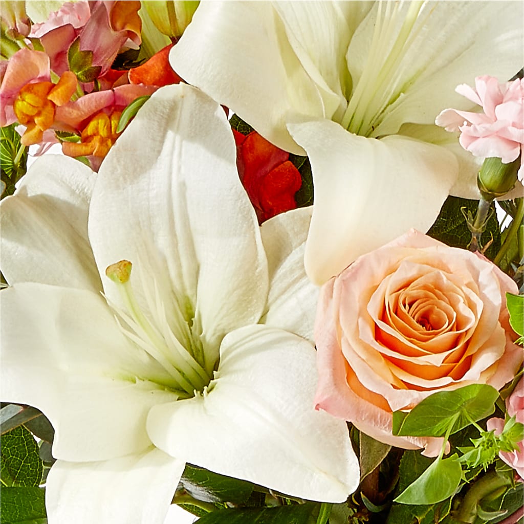 Grapefruit Splash Bouquet –  Corum Flower Shop, Manchester KY